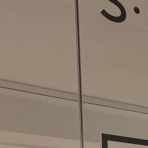 Vitrine de S Galerie à Le Touquet-Paris-Plage